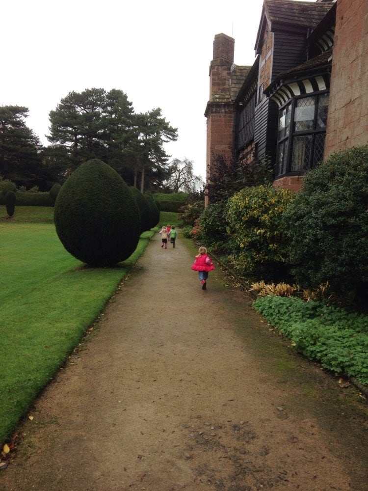 Speke Hall, Liverpool www.minitravellers.co.uk Speke Hall, Liverpool www.minitravellers.co.uk
