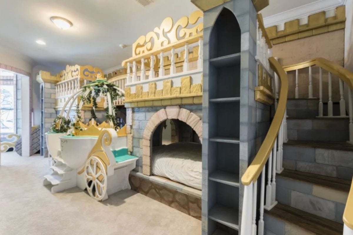 Princess Themed Villas and AirBNBs Near Walt Disney World - Mini Travellers  - Family Travel & Family Holiday Tips