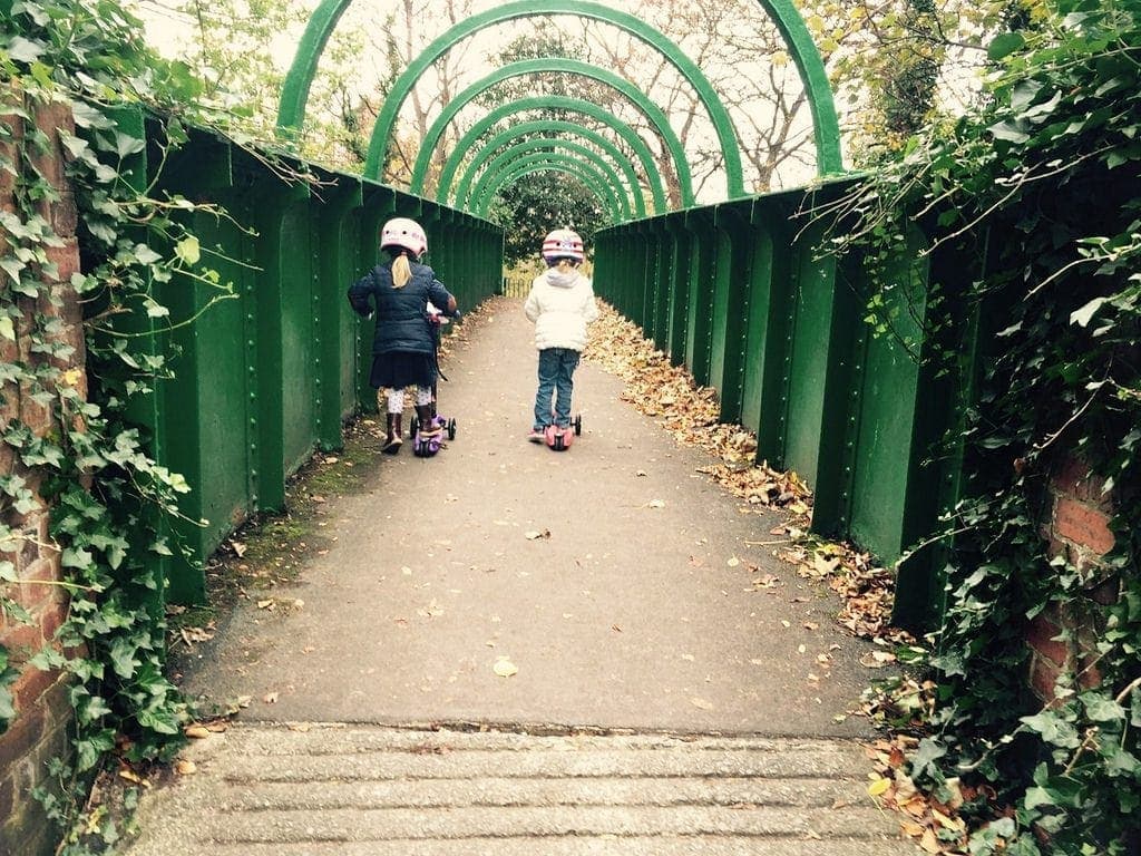 Making #MicroMemories with Micro Scooters www.minitravellers.co.uk
