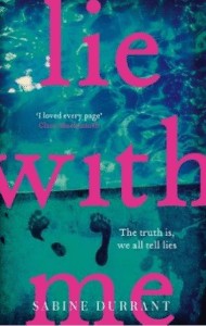 Summer Reading List | 24 Summer Reads www.minitravellers.co.uk