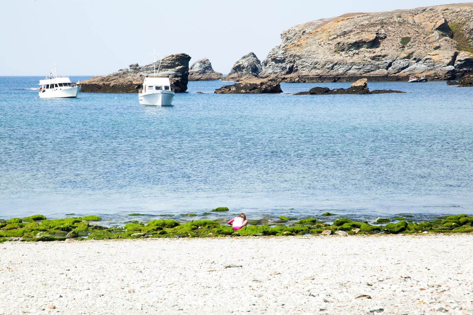 6 Stunning Beaches in Belle-ÃŽle off the coast of Brittany www.minitravellers.co.uk