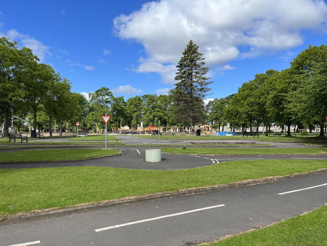 Family Cycling in Falkirk