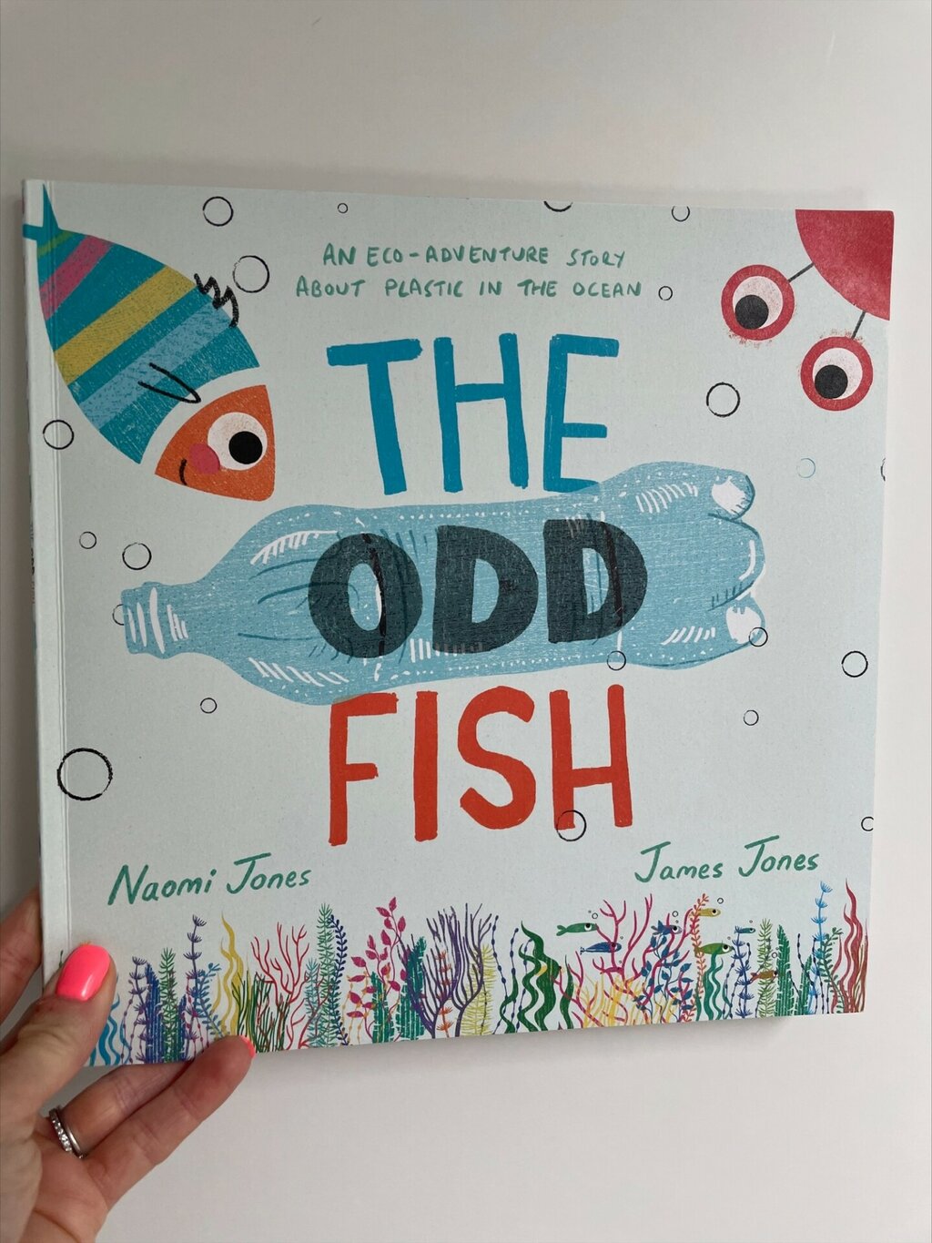 The Odd Fish – Naomi Jones (author), James Jones