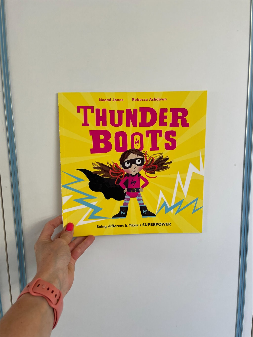 Thunder Boots - Naomi Jones (author)