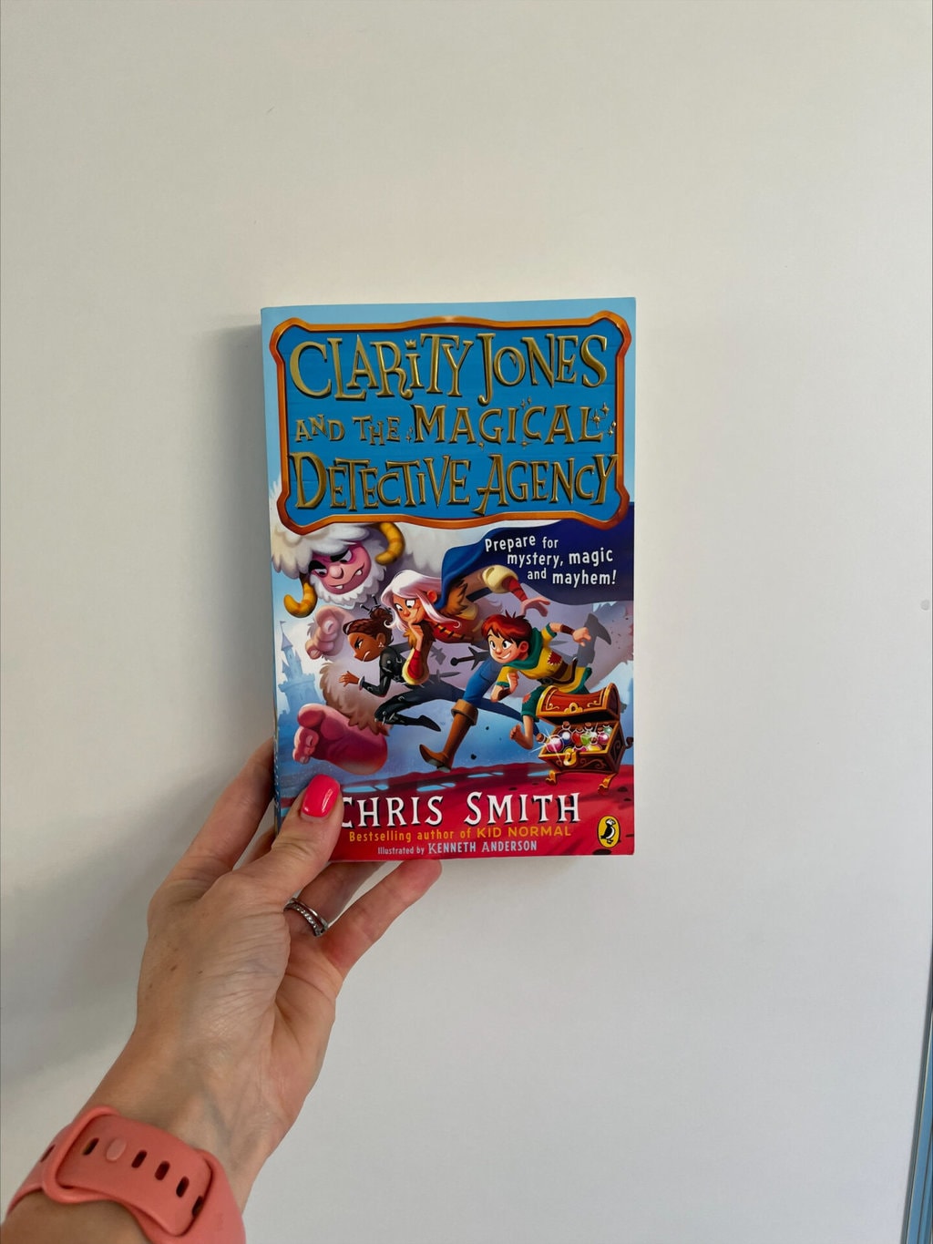 Clarity Jones and the Magical Detective Agency