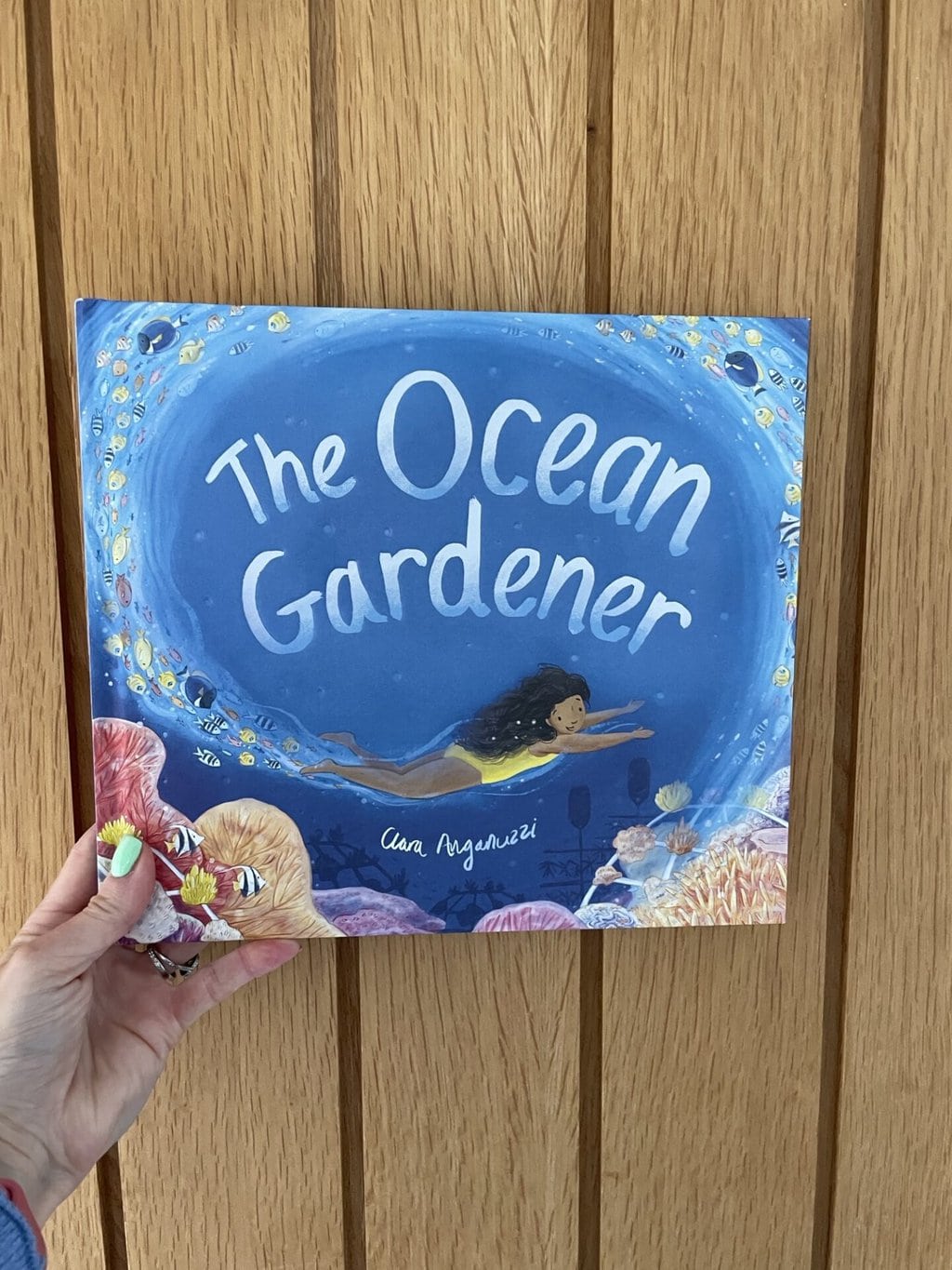 The Ocean Gardener - Clara Anganuzzi