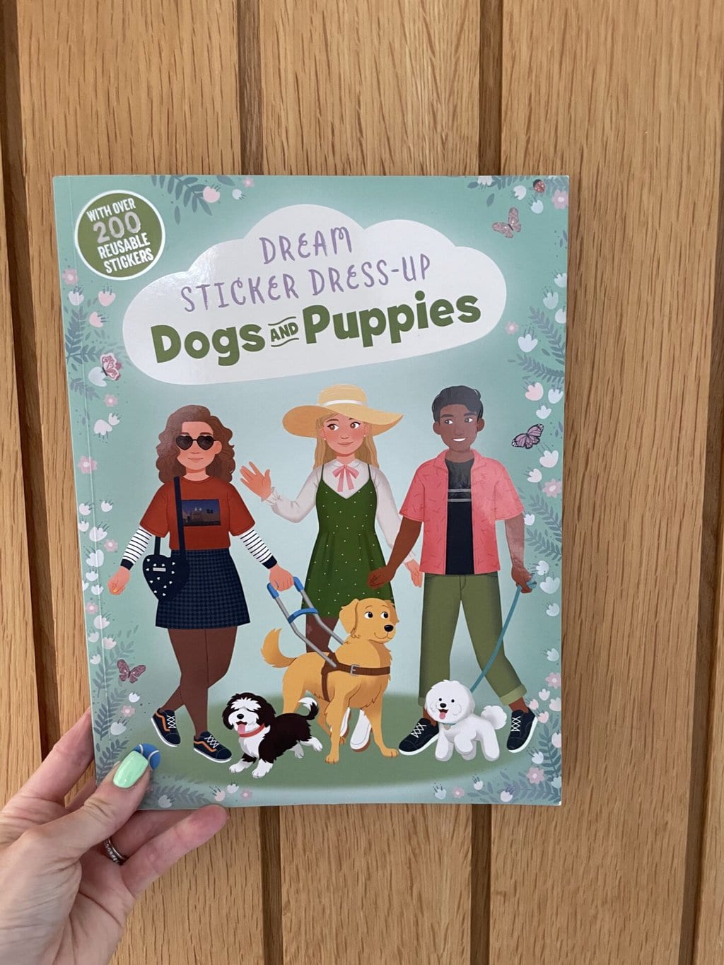 Dream Sticker Dress Up - Dogs and Puppies