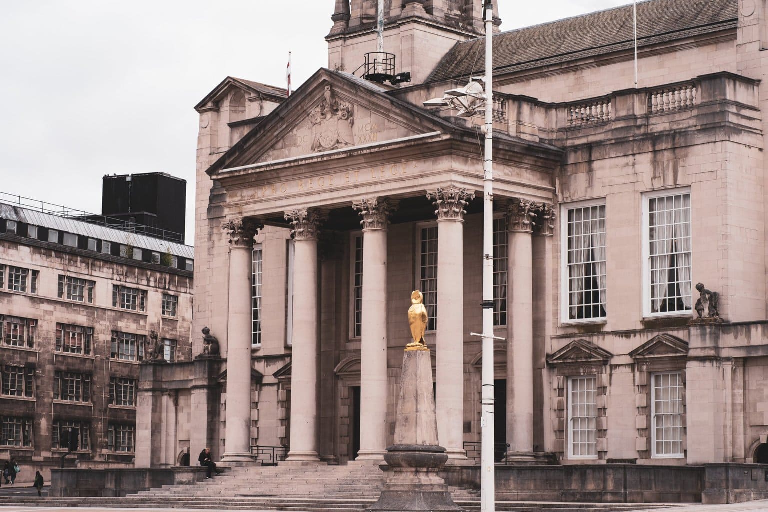 Exploring the City of Leeds: What You Need to Know