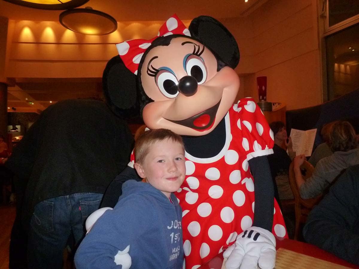 Disneyland Paris Dining Guide