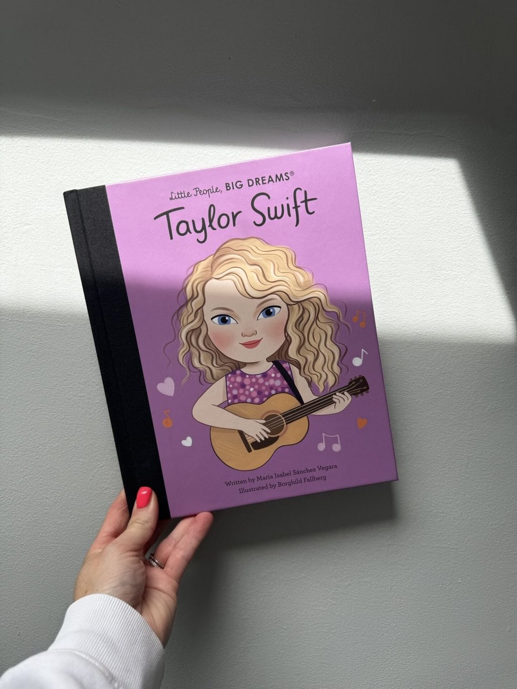 Little People, Big Dreams – Taylor Swift