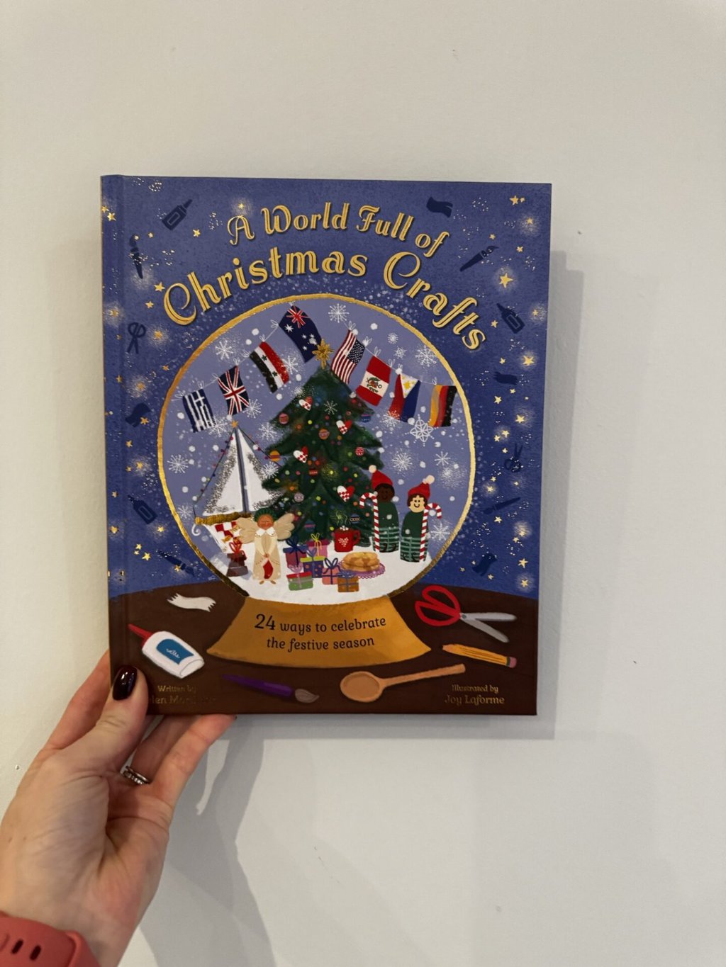 A World Full of Christmas Crafts - Helen Mortimer