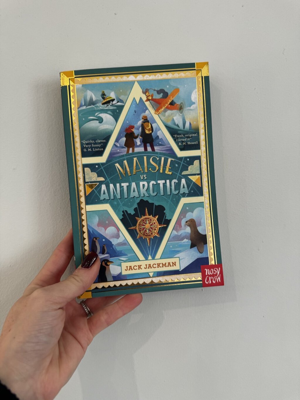 Maisie vs Antartica