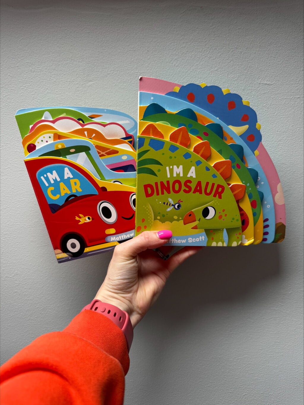 I’m a Dinosaur and I’m a Car - Matthew Scott (illustrator), Templar Books (publisher)