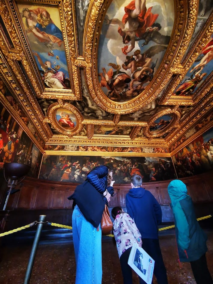 Review: LivTours Family Tour of Venice and Mask Making Workshop