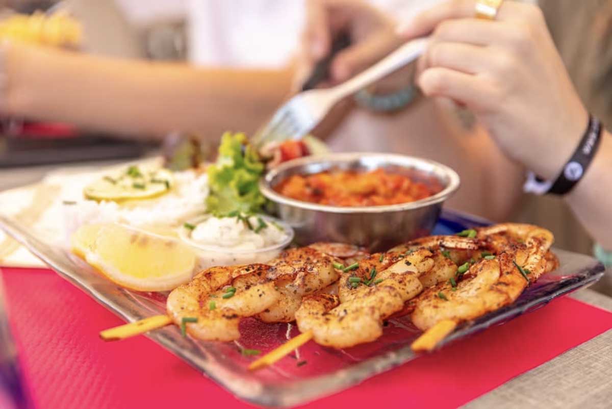 Eurocamp dining packages in France 2025