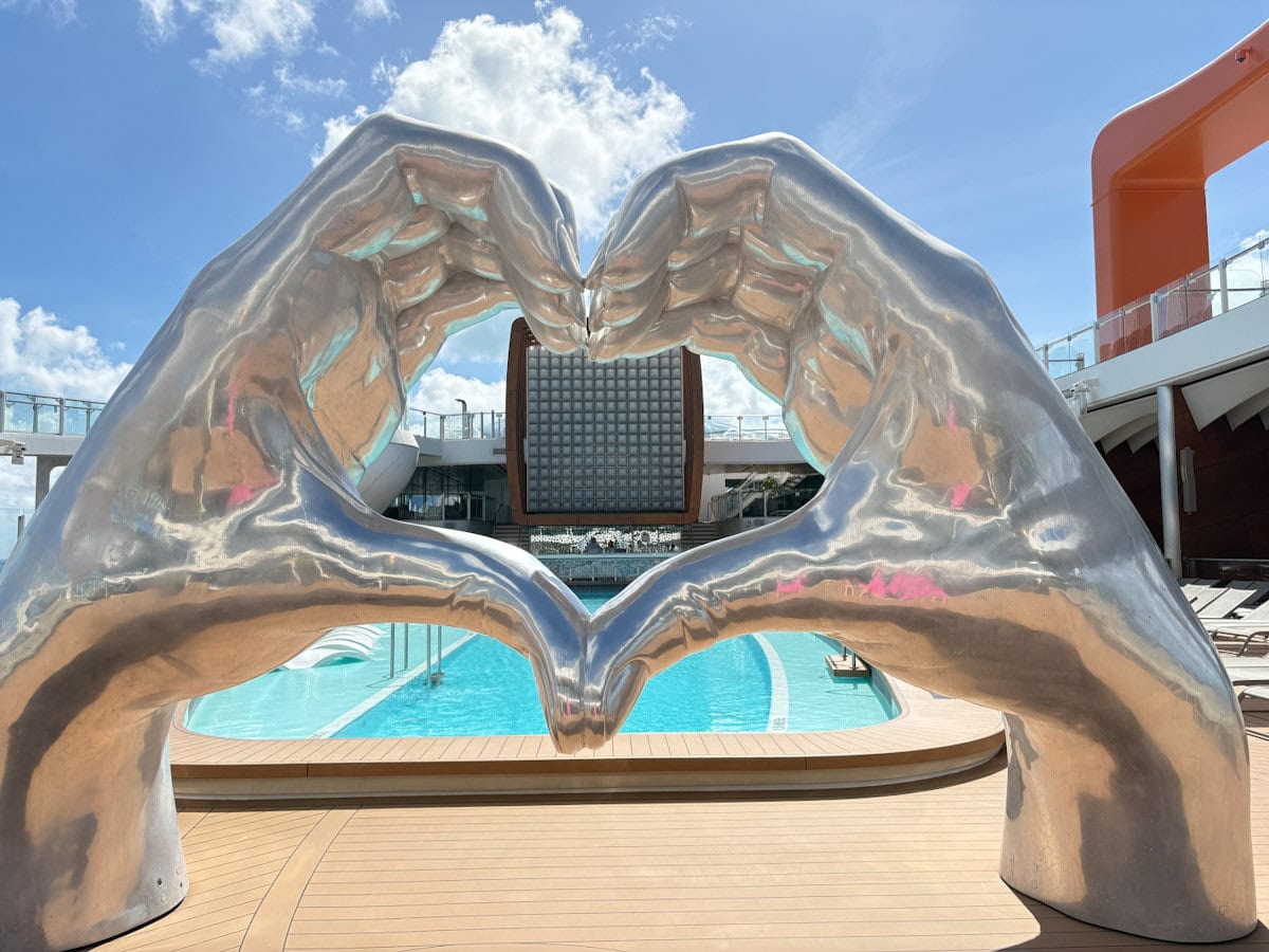 Hands at the pool on Celebrity Apex