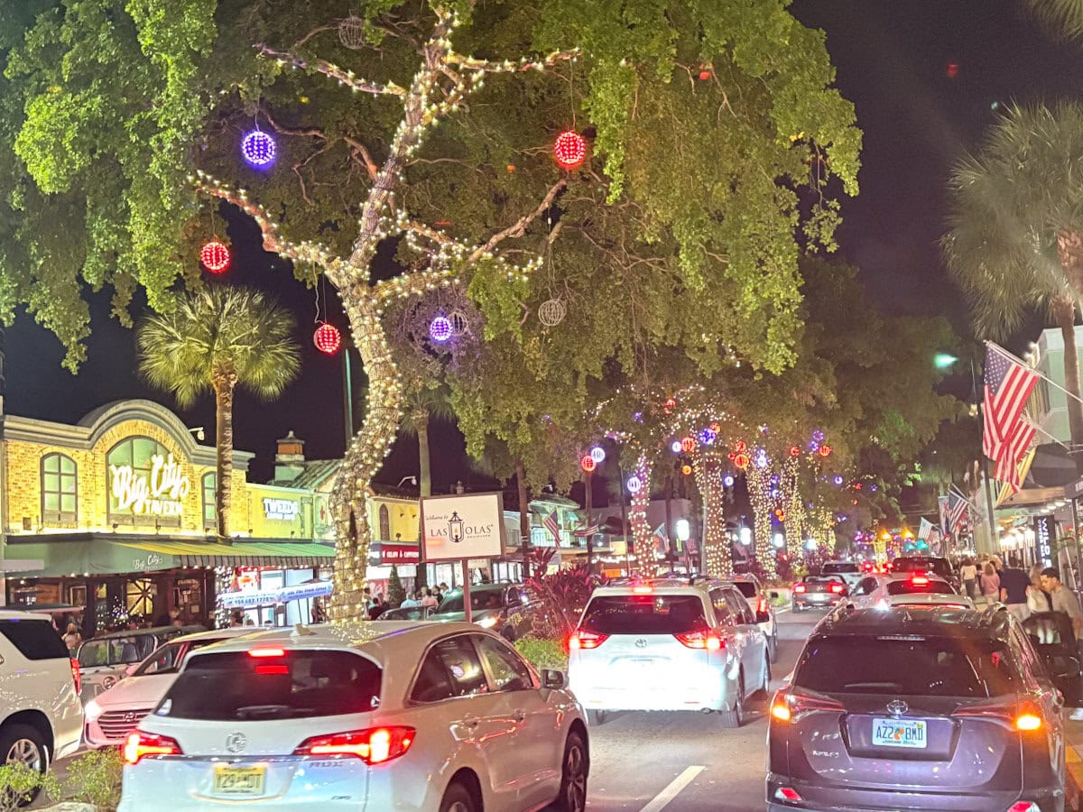 Las Olas Bulevard by Night