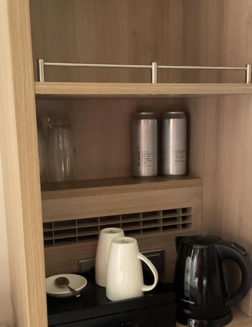 Tea and coffee facilities iwth kettle and cooler fridge