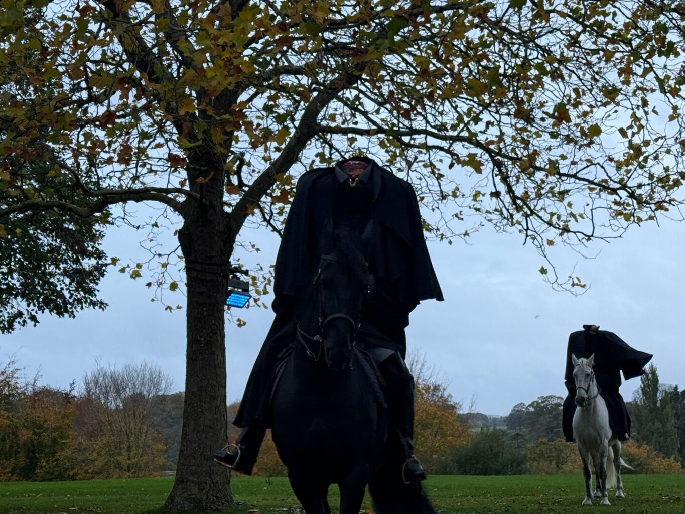 A Spooktacular Night Out: Blenheim Palace Halloween Trail Review§§§