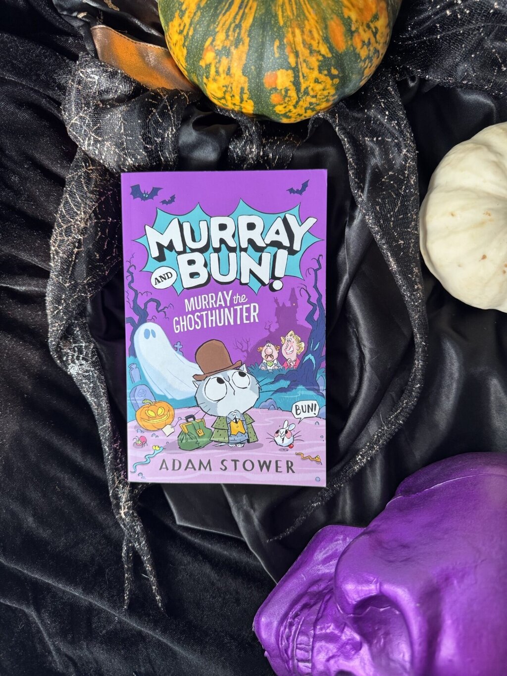 Murray and Bun! Murray the Ghost Hunter