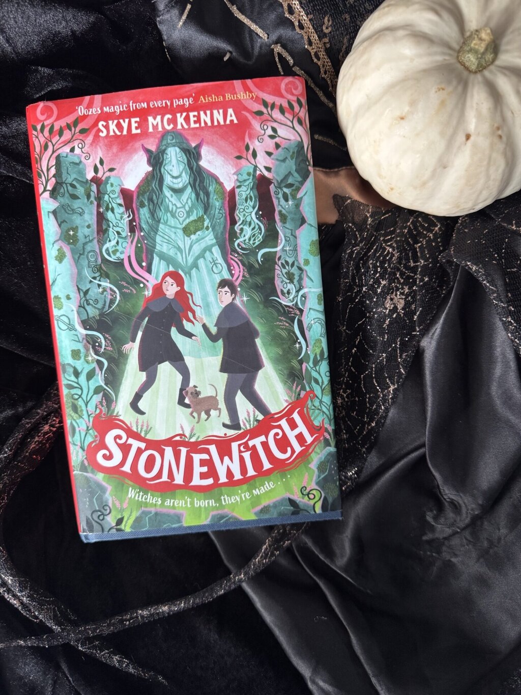 Stonewitch - Skye McKenna