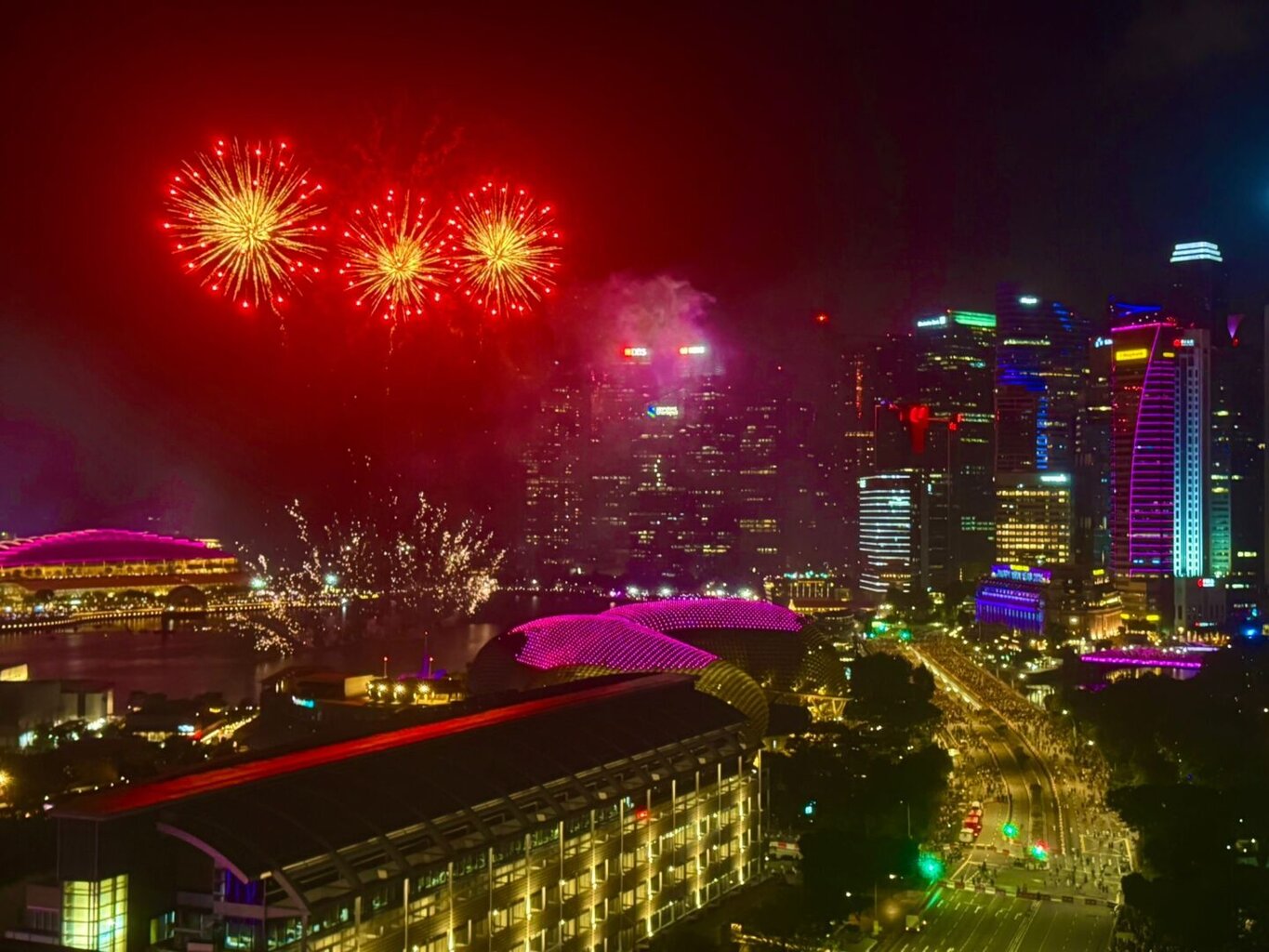 Review: JW Marriott South Beach Singapore – New Year’s Eve Fireworks from the Pool