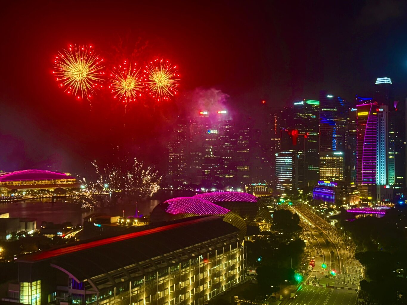 Review: JW Marriott South Beach Singapore – New Year’s Eve Fireworks from the Pool