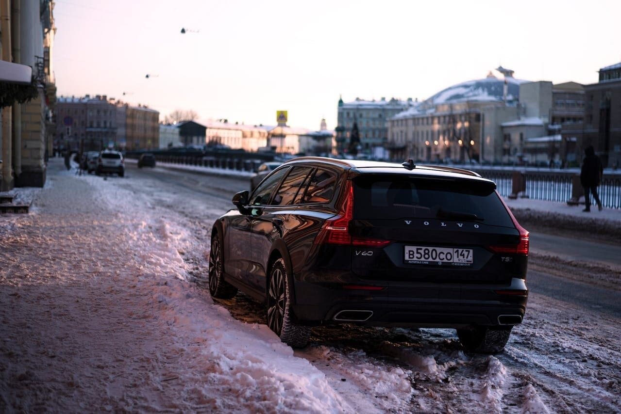 Volvo V60 capable of handling rough weather and long distances